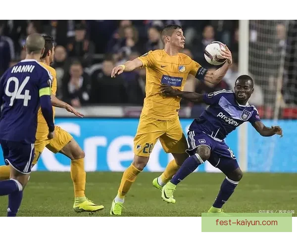 安德莱赫特本赛季进攻数据表现稳健，场均射正与关键传球数持续提升